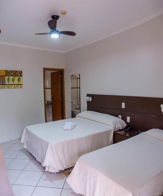 Ville Park Hotel Ourinhos Kültér fotó